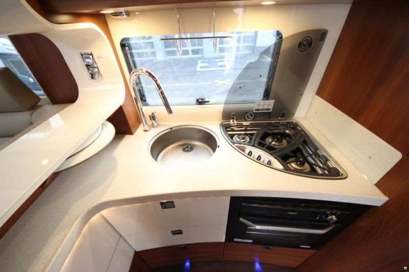 Carthago liner-for-two I 53 Iveco Daily