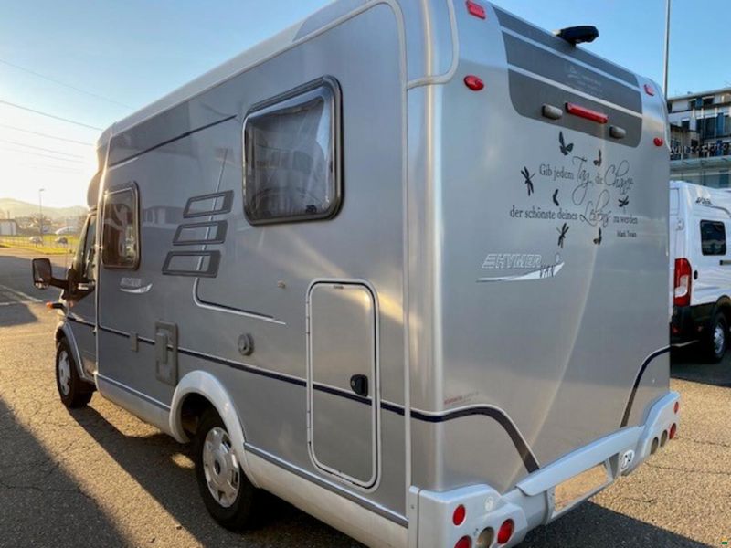 Hymer Van 522