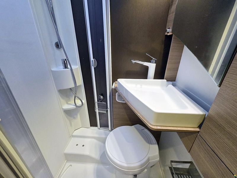 Adria COMPACT SL PLUS 2.3 AUTOMAT MJ150