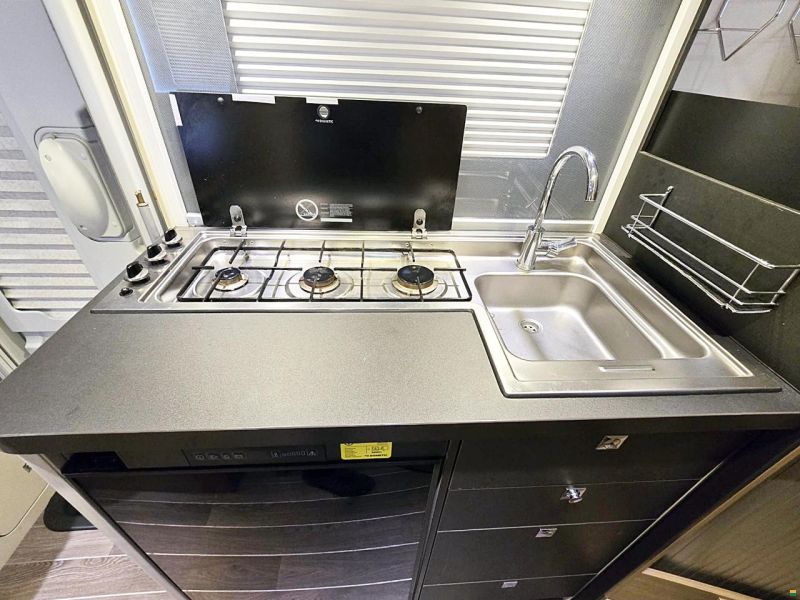 Adria COMPACT SL PLUS 2.3 AUTOMAT MJ150