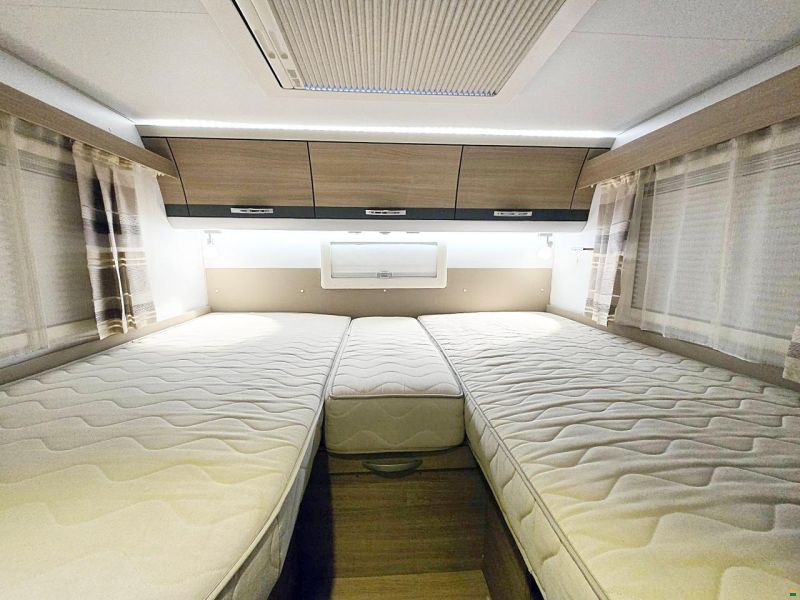 Adria COMPACT SL PLUS 2.3 AUTOMAT MJ150