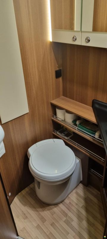 LMC Explorer Comfort 1730