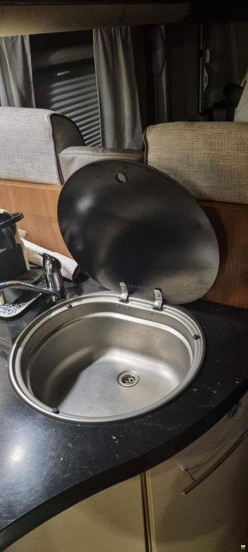 LMC Explorer Comfort 1730