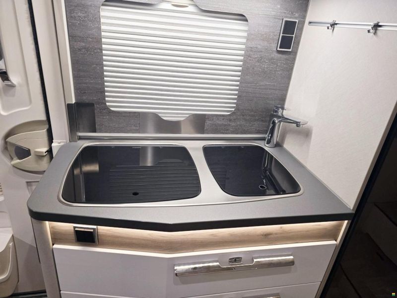 Hymer EXIS-I EX 580 PURE 2.2 HDI