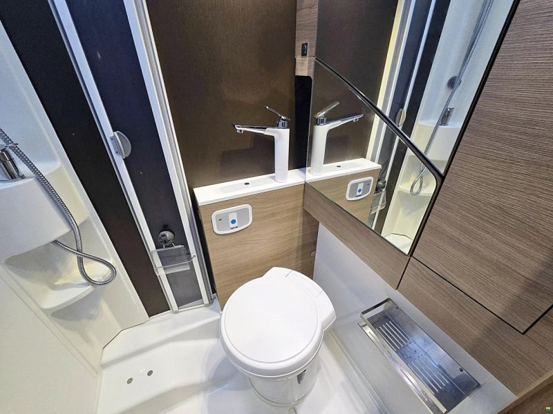 Adria COMPACT SL PLUS 2.3 MJ 150