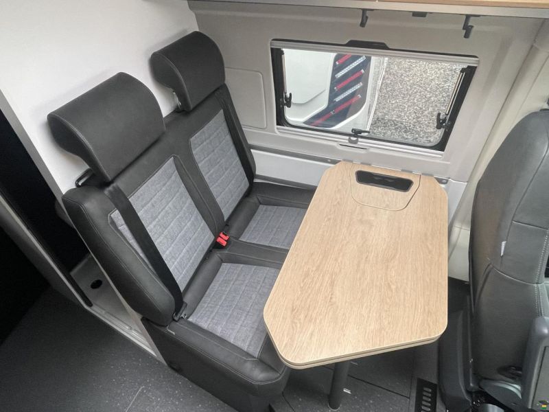 Adria Twin 640 SGX, SWISS EDITION