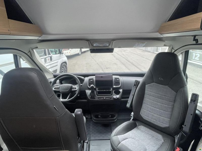 Adria Twin 640 SGX, SWISS EDITION