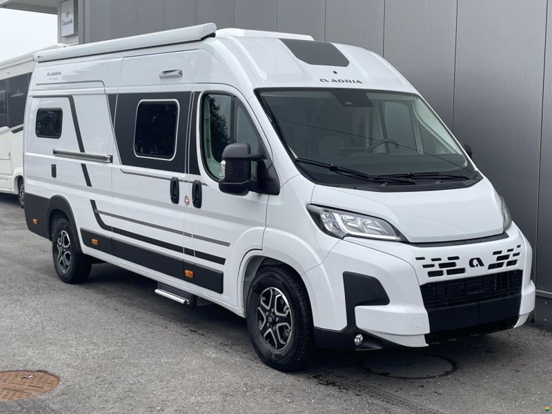 Adria Twin 640 SGX, SWISS EDITION