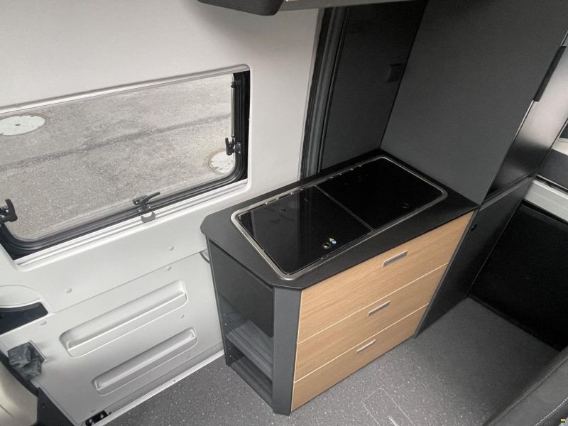 Adria Twin 640 SGX, SWISS EDITION