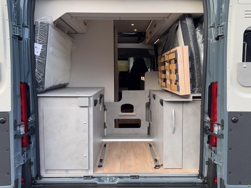 Crosscamp CamperVan Full 600 3.5t L3H2 2.2 TD 140