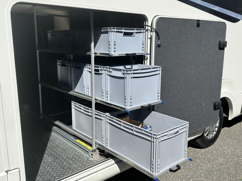 Concorde Charisma 900L