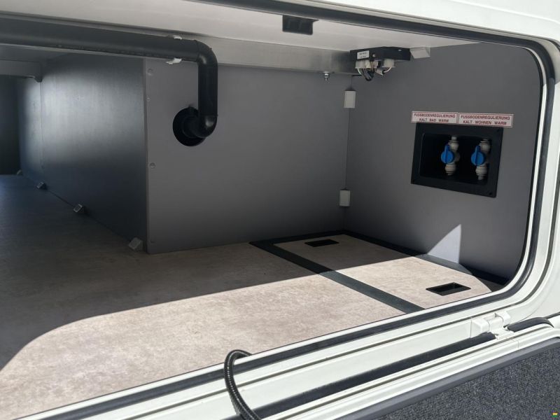 Concorde Charisma 900L