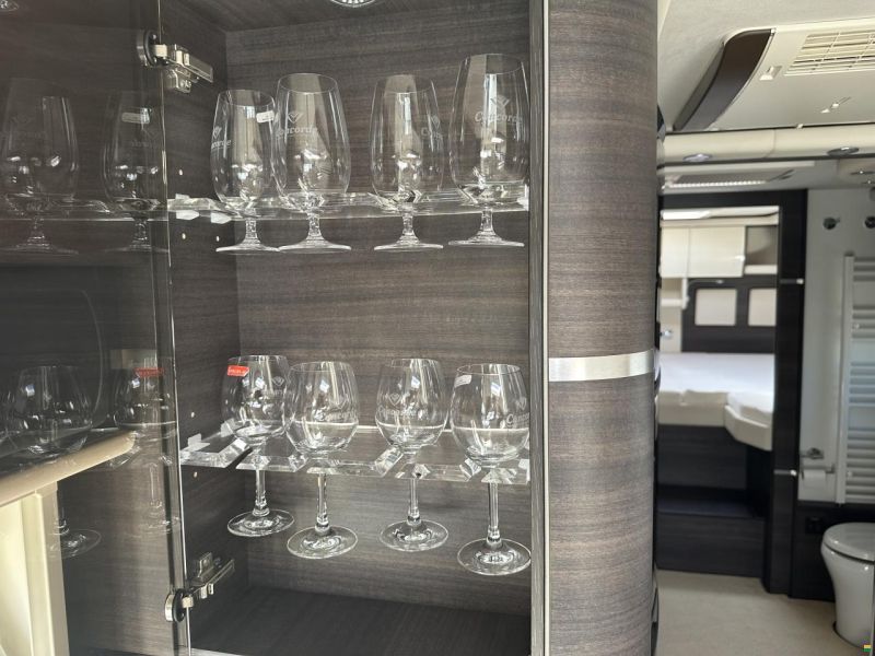 Concorde Charisma 900L