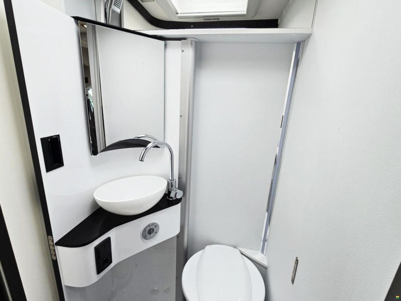 Pössl SUMMIT SHINE 540 2.2 HDI