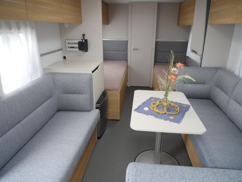Adria Adora 613 HT