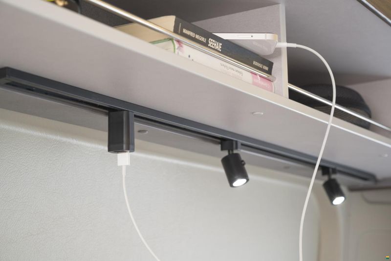 Pössl Summit 600 L Shine *Längsbetten*