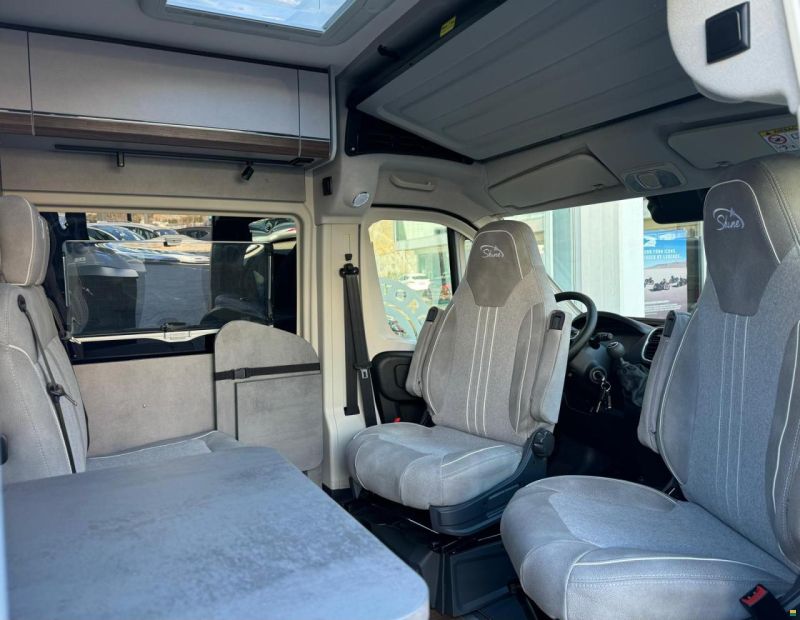 Pössl Summit 600 L Shine *Längsbetten*