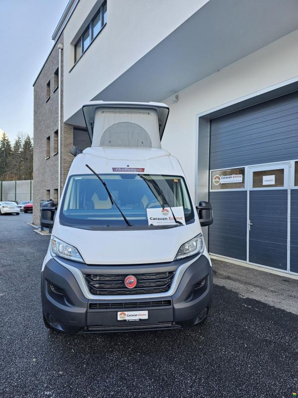 Challenger V114 mit Aufstelldach!