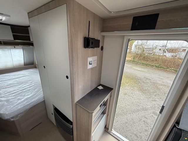 Bürstner Premio 460 TS Skyline