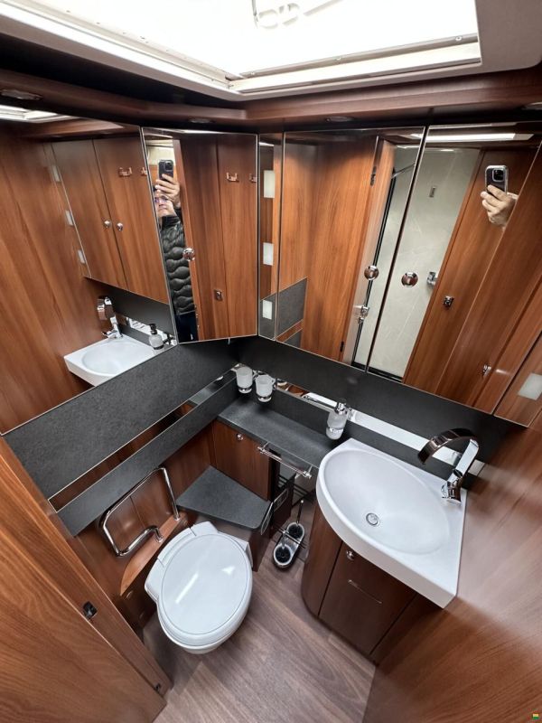 Carthago liner-for-two I 53 L