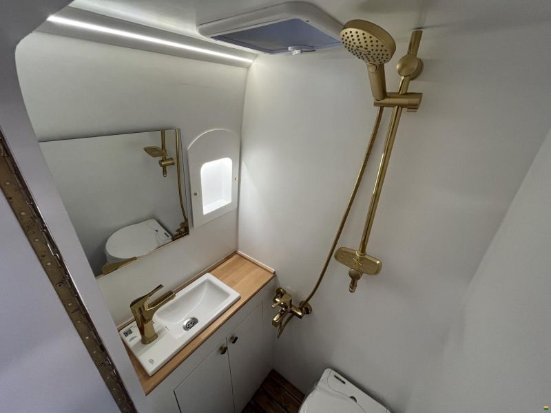 Mercedes Benz Sprinter