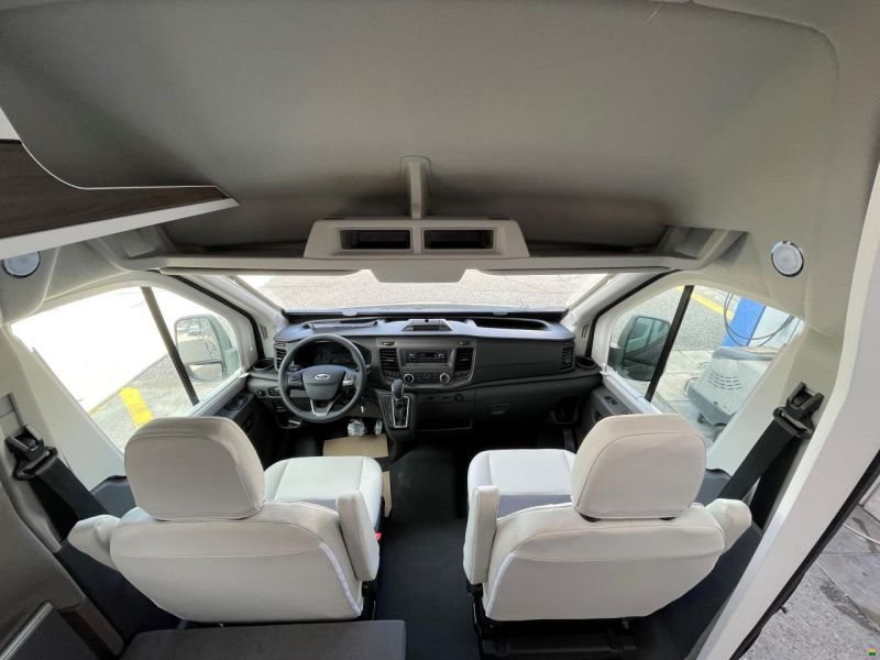Van Tourer 600 D