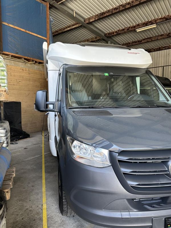 Hymer S585