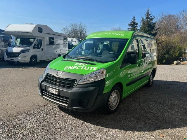 Custom Campers