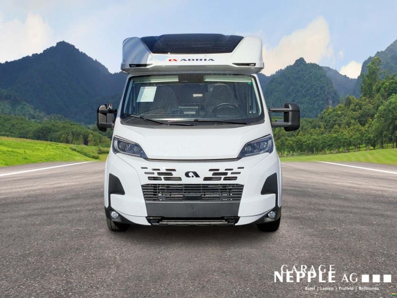 Adria Coral Axess 650 DL