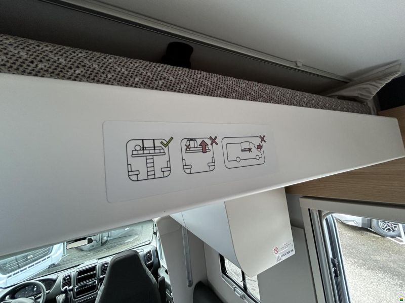 Adria Matrix Plus 670 SL