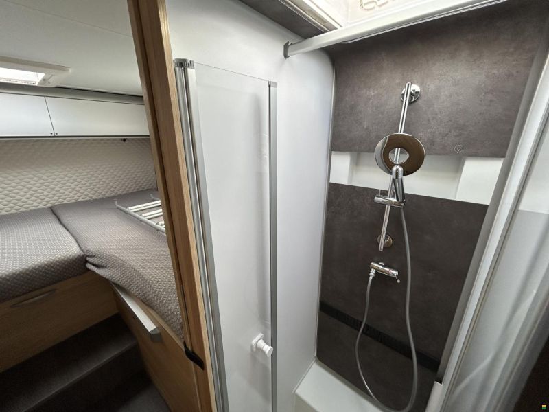 Adria Matrix Plus 670 SL