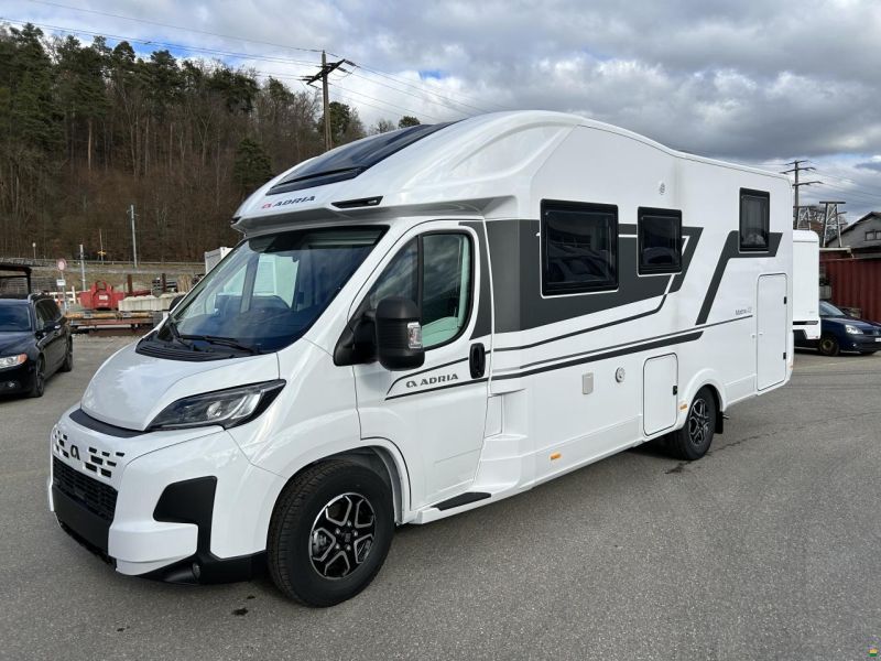 Adria Matrix Plus 670 SL