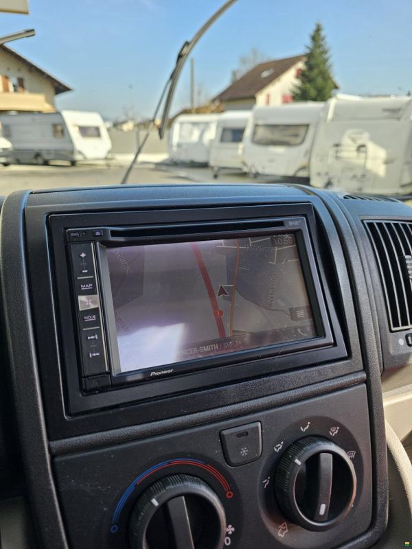 Knaus Sun ti 600 mit Doppelbett, Luftfederung!