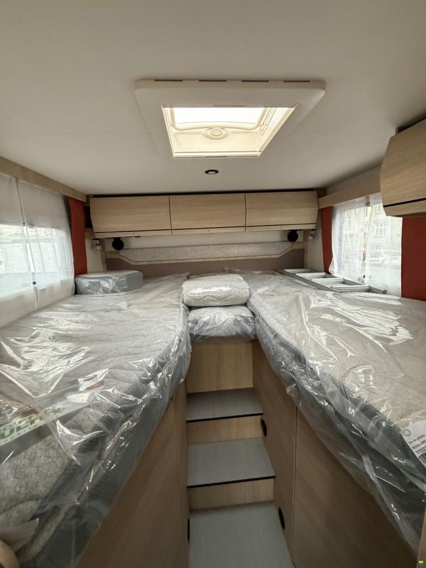 Rapido COMPACT C55 Night Edition