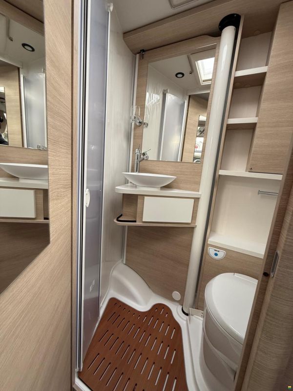 Rapido COMPACT C55 Night Edition