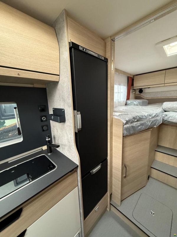 Rapido COMPACT C55 Night Edition