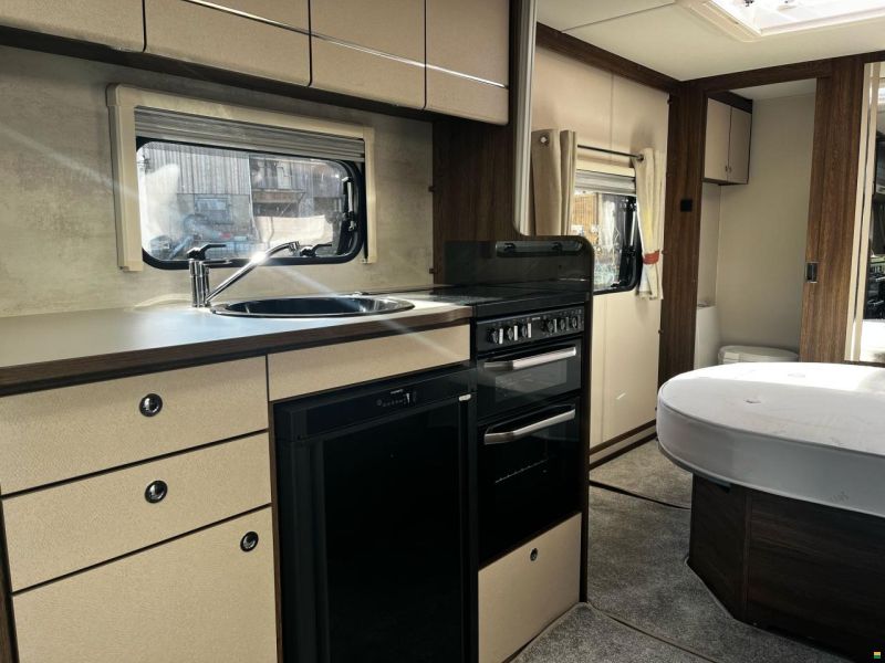 COMPASS Casita 554