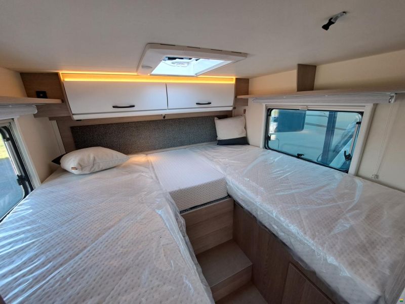 Bürstner Lyseo Time Skyline T 690 G