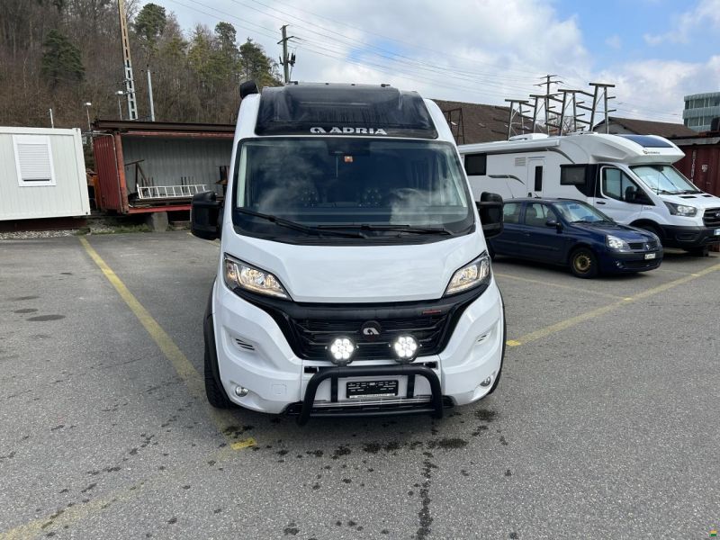 Adria Twin Supreme 640 SGX