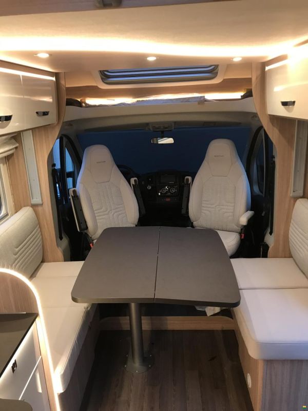 Bürstner LYSEO TIME T 727 G