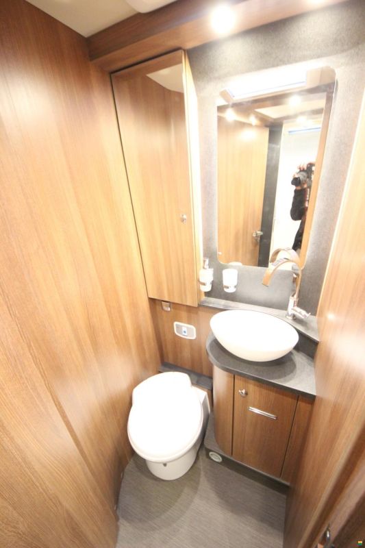 Carthago c2-tourer I Mercedes 147 RB-LE "L" comfort 4.2t