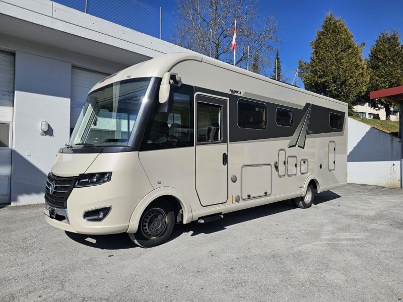 Frankia PLATIN 7900 GD
