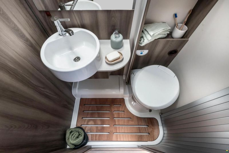 Roller Team Teilintegriert Womo 2 Plätzer