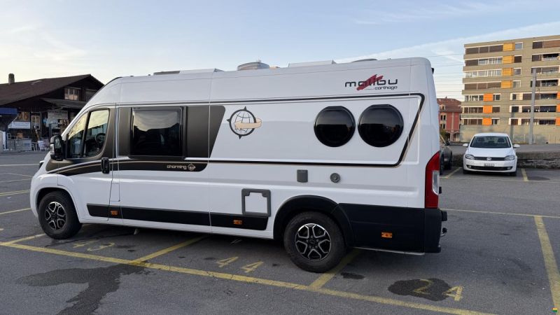 Malibu Van Charming 640 LE RB GT Skyview