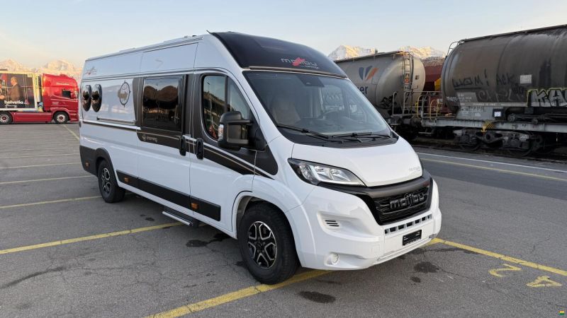 Malibu Van Charming 640 LE RB GT Skyview