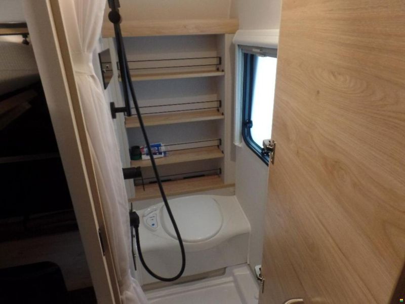 Dethleffs Camper 560 FMK