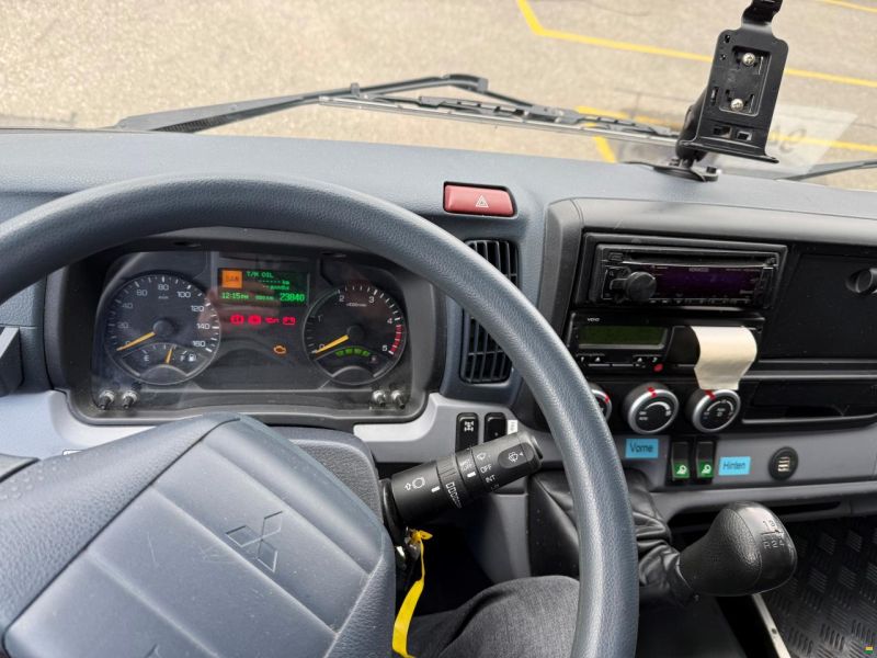 Mitsubishi FUSO 6C18 4x4