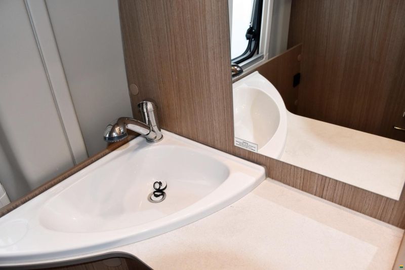 Carado CAPRON CV 600 EDITION 15 2.2 MJ