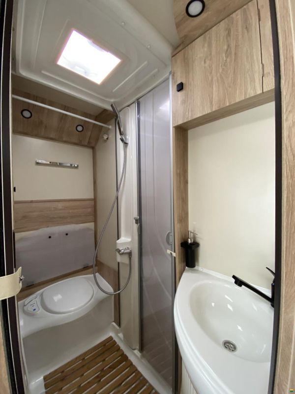 Eura Mobil Profila T 675 SB