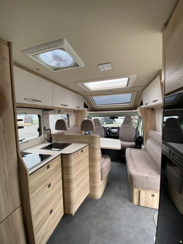 Eura Mobil Profila T 675 SB